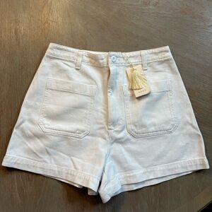 Dôen Lane short in white sand size 27